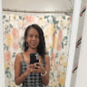 Meet your Posher, Karla daniela